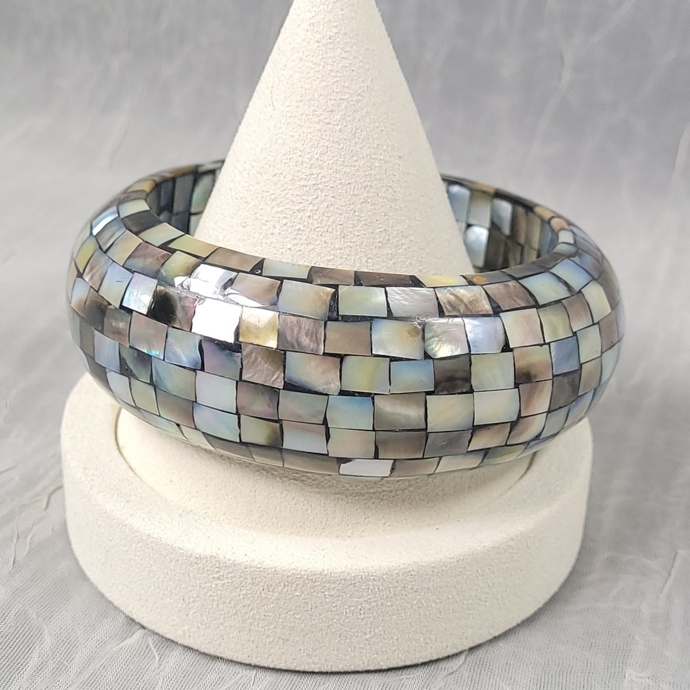Abalone Mother of Pearl Bangle Bracelet Gray Iridescent Mosaic Inlay Jewelry